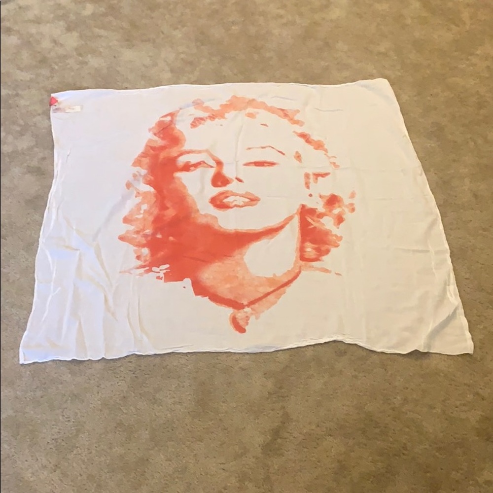 Marilyn Monroe Scarf